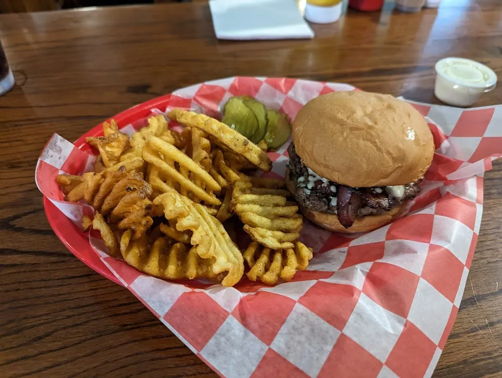 Blu 52 Bacon Burger